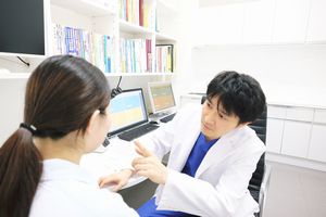 診察